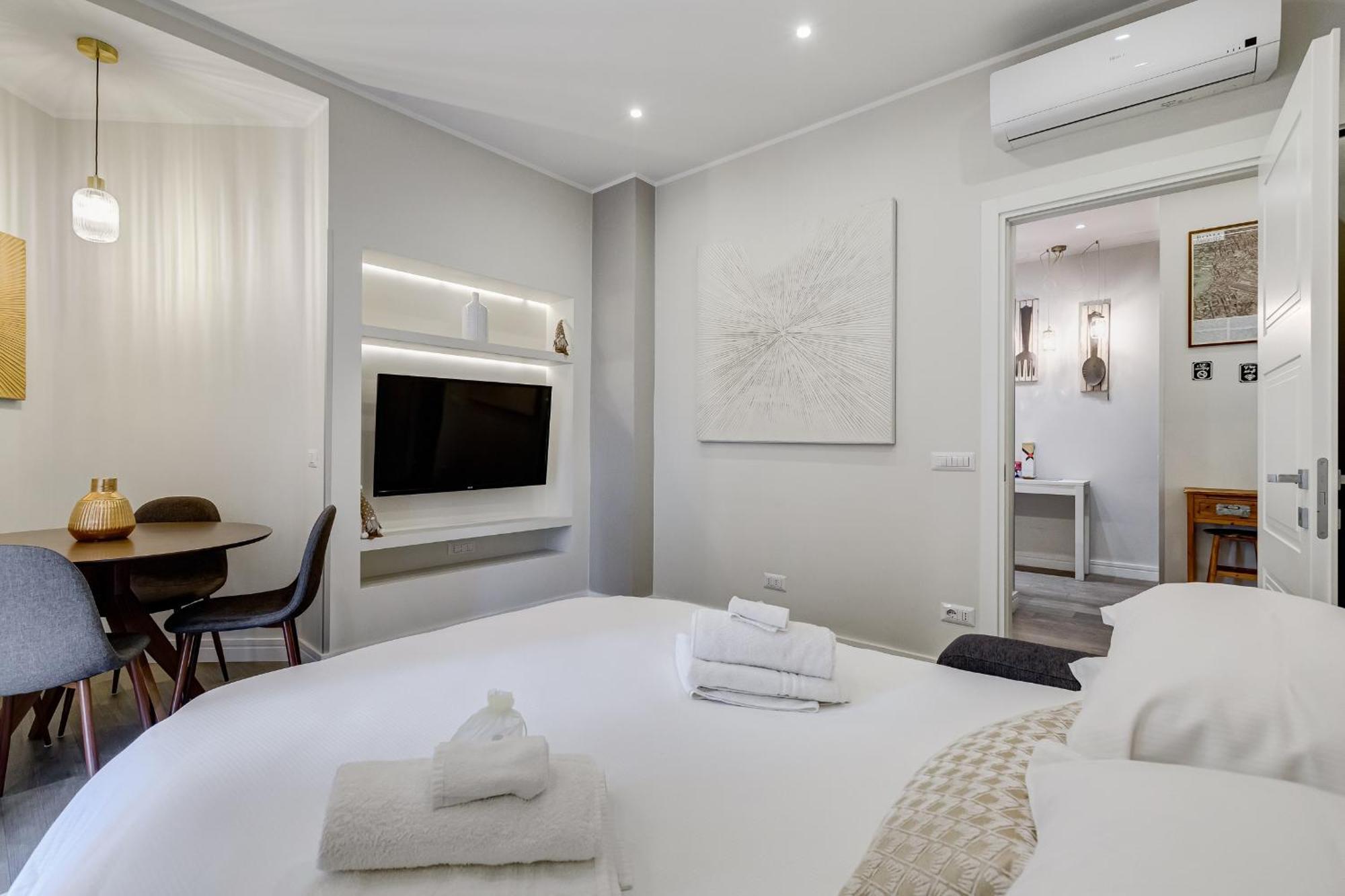 Trastevere-royal Orchid Rome